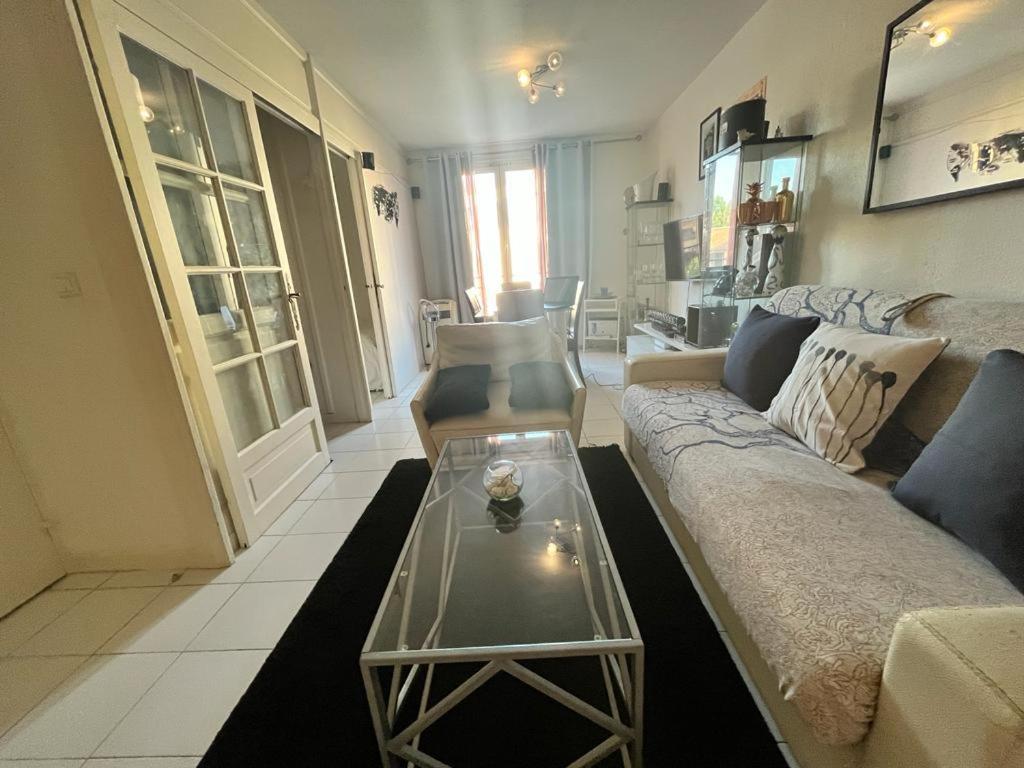 Appartement Coeur De St Tropez Сен-Тропе Экстерьер фото